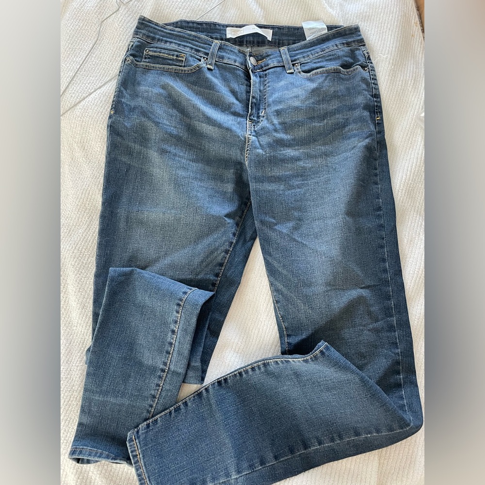 👖Levin Denim Mid-Rise Women Jean